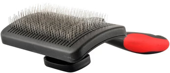 “Self-Cleaning Pet Hair Brush – Clears Hair in One Click”